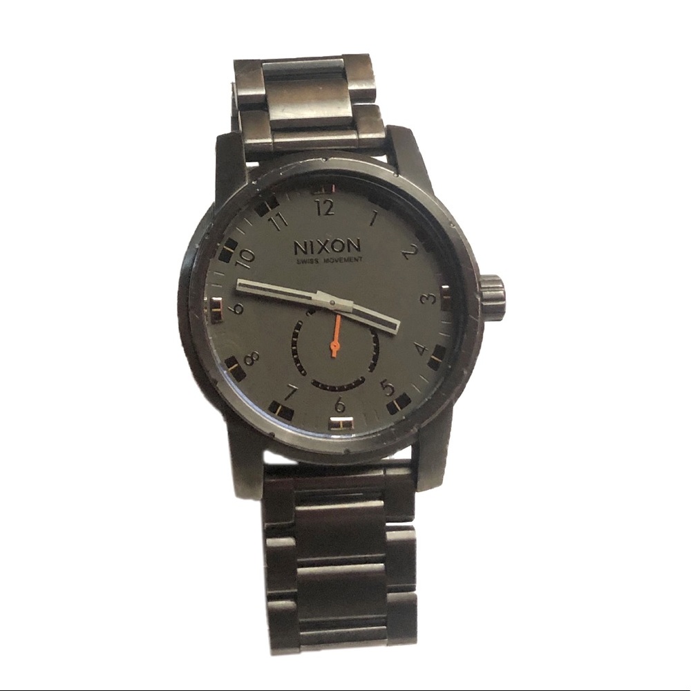 Nixon "The Patriot" 200M 3-Hand Swiss Movement